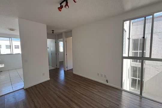 Apartamento para alugar com 2 quartos, 42m² em Roselândia, Cotia