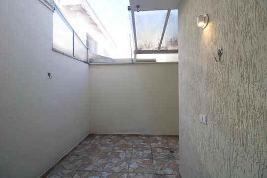 Quintal / fundos de casa de condomínio à venda com 2 quartos, 94m² em Jardim Nosso Lar, São Paulo