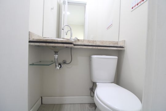 Lavabo de casa de condomínio à venda com 2 quartos, 94m² em Jardim Nosso Lar, São Paulo