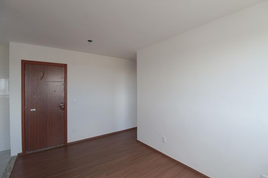 Sala de apartamento para alugar com 2 quartos, 50m² em Braúnas, Belo Horizonte