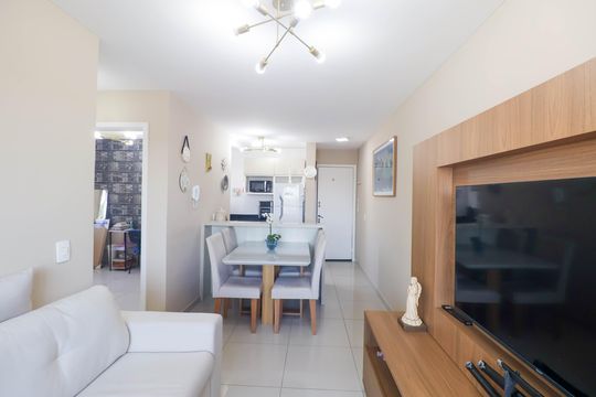 Apartamento à venda com 2 quartos, 46m² em Alto da Xv, Curitiba