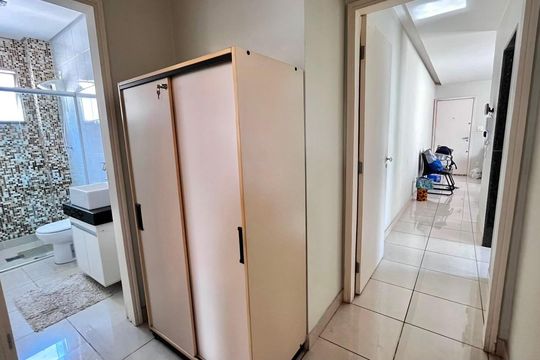 Corredor  de apartamento à venda com 2 quartos, 68m² em Palmares, Belo Horizonte