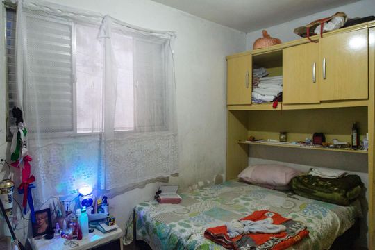 Quarto 1 de casa para alugar com 2 quartos, 125m² em Jardim Divinolandia, Guarulhos
