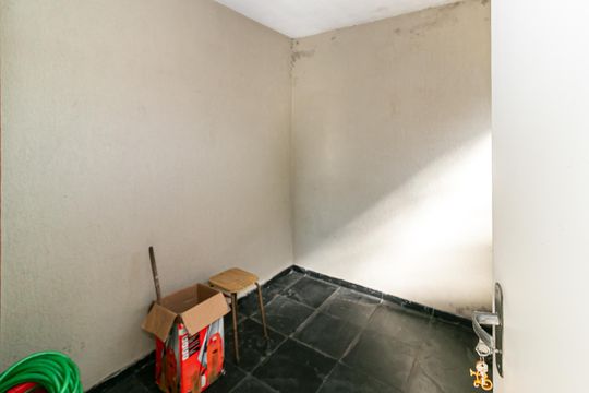 Quarto de Serviço de casa à venda com 4 quartos, 100m² em Vila Sao Jose (cidade Dutra), São Paulo