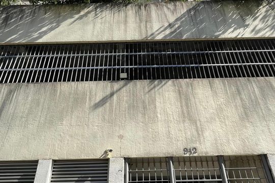 Plaquinha de apartamento à venda com 3 quartos, 82m² em Tijuca, Rio de Janeiro