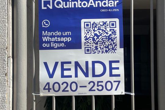 Plaquinha de apartamento à venda com 3 quartos, 82m² em Tijuca, Rio de Janeiro