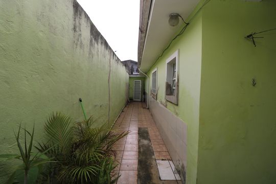 Quintal de casa para alugar com 2 quartos, 341m² em São Rafael, São Paulo