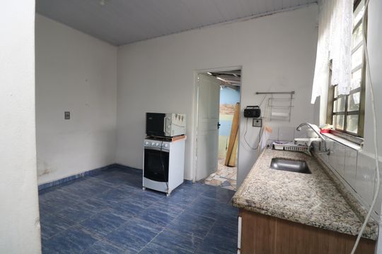 Cozinha de casa para alugar com 2 quartos, 341m² em São Rafael, São Paulo