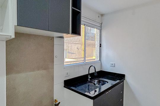 Cozinha e Área de Serviço de apartamento para alugar com 1 quarto, 33m² em Vila Esperança, São Paulo