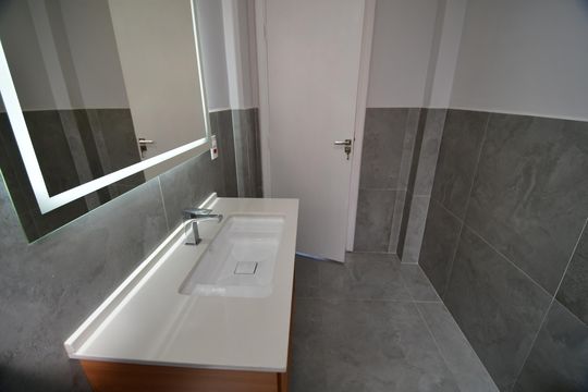Banheiro de apartamento para alugar com 2 quartos, 70m² em Centro, Campinas