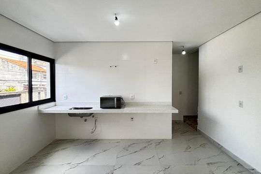 Cozinha de casa de condomínio à venda com 3 quartos, 100m² em Campestre, Santo André