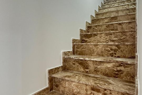 Escada de casa de condomínio à venda com 3 quartos, 100m² em Campestre, Santo André