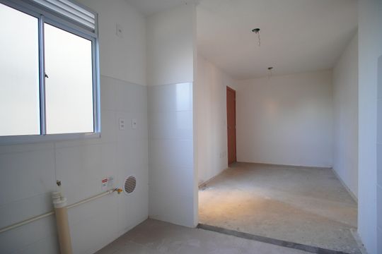 Apartamento à venda com 2 quartos, 51m² em Santos Dumont, São Leopoldo