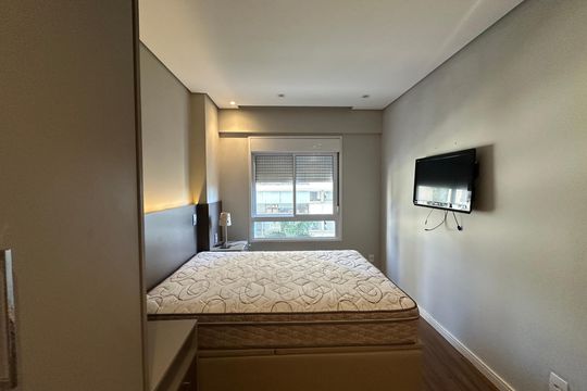 Suíte de apartamento para alugar com 1 quarto, 49m² em Alphaville Industrial, Barueri