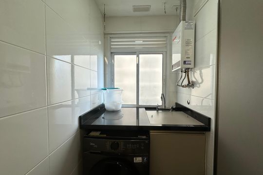 Área de Serviço de apartamento para alugar com 1 quarto, 49m² em Alphaville Industrial, Barueri