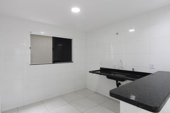 Cozinha de casa para alugar com 2 quartos, 100m² em Guriri, Cabo Frio