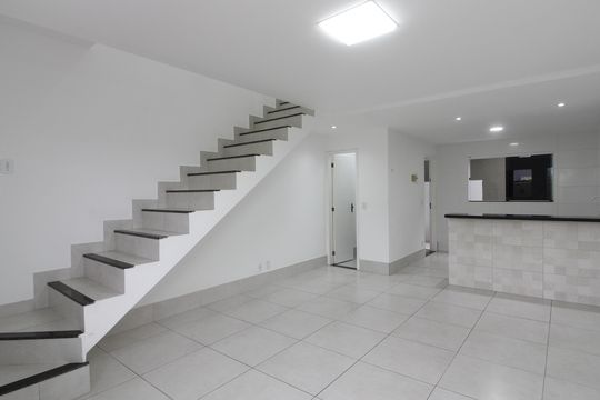 Casa para alugar com 2 quartos, 100m² em Guriri, Cabo Frio