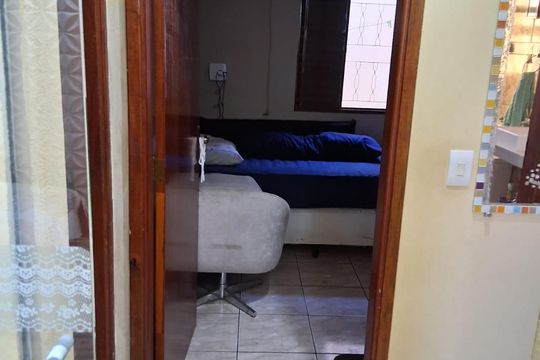 Quarto de casa à venda com 1 quarto, 114m² em Vila Santa Isabel, São Paulo