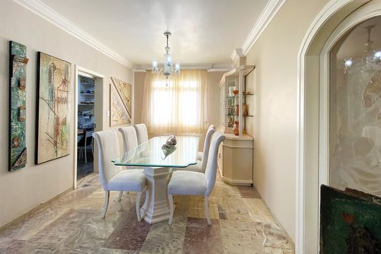 Apartamento à venda com 3 quartos, 300m² em Funcionários, Belo Horizonte