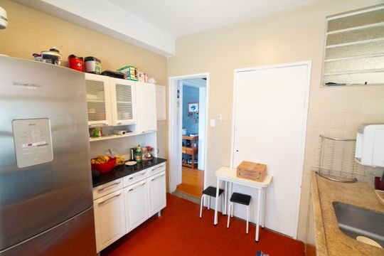 Cozinha de apartamento à venda com 2 quartos, 57m² em Vila Clementino, São Paulo