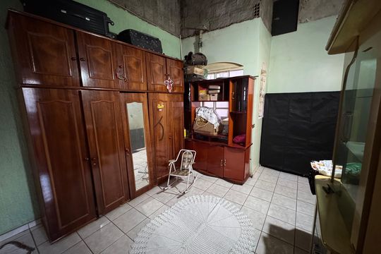 Casa à venda com 3 quartos, 240m² em Conjunto 2a, Brasília
