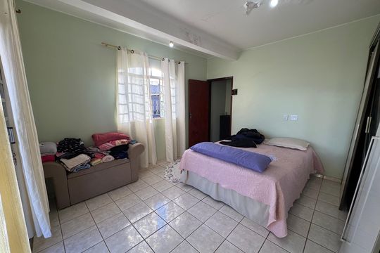 Casa à venda com 3 quartos, 240m² em Conjunto 2a, Brasília