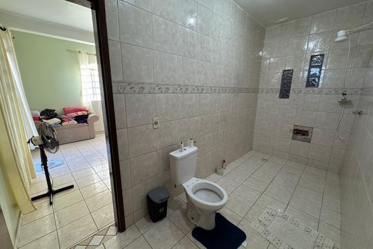 Casa à venda com 3 quartos, 240m² em Conjunto 2a, Brasília