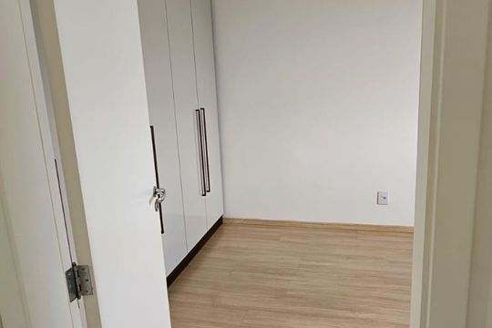 Quarto de apartamento à venda com 2 quartos, 57m² em Vila Nossa Senhora da Escada, Barueri