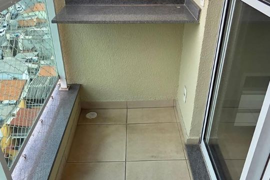 Varanda de apartamento à venda com 2 quartos, 54m² em Vila Barros, Barueri