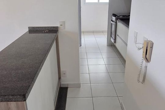 Cozinha de apartamento à venda com 2 quartos, 54m² em Vila Barros, Barueri