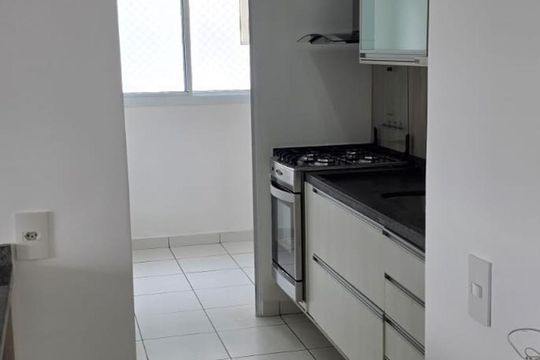 Cozinha de apartamento à venda com 2 quartos, 54m² em Vila Barros, Barueri