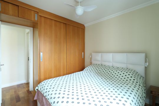 Quarto 2 de apartamento à venda com 3 quartos, 63m² em Barra Funda, São Paulo