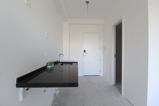 Cozinha de kitnet/studio à venda com 1 quarto, 30m² em Indianópolis, São Paulo