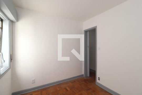 Quarto de casa para alugar com 3 quartos, 150m² em Sumaré, São Paulo