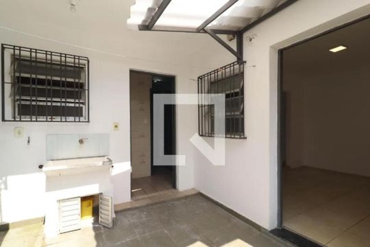 Área de serviço de casa para alugar com 1 quarto, 60m² em Sumaré, São Paulo
