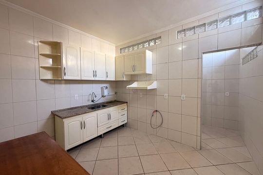 Cozinha de casa para alugar com 3 quartos, 174m² em Vila de Vecchi, Jundiaí