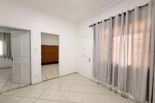 Sala de casa para alugar com 3 quartos, 174m² em Vila de Vecchi, Jundiaí