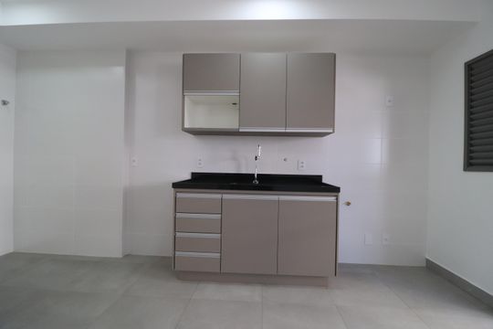 Cozinha de apartamento para alugar com 3 quartos, 96m² em Gávea, Uberlândia
