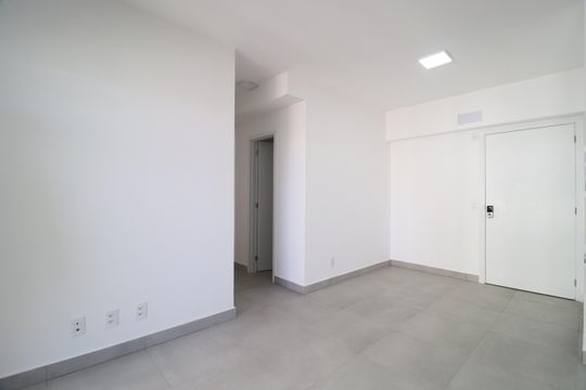 Sala de apartamento para alugar com 3 quartos, 96m² em Gávea, Uberlândia