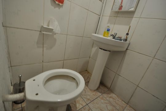 Banheiro de casa à venda com 1 quarto, 300m² em Vila Constança, São Paulo