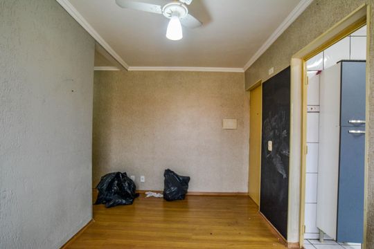 Sala de apartamento para alugar com 2 quartos, 50m² em Parque Oratório, Santo André