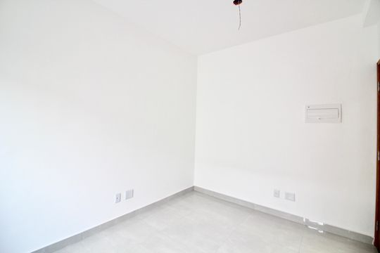 Sala/Cozinha de apartamento para alugar com 2 quartos, 40m² em Vila Talarico, São Paulo