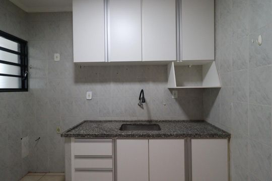 Cozinha de apartamento para alugar com 2 quartos, 75m² em Residencial E Comercial Palmares, Ribeirão Preto