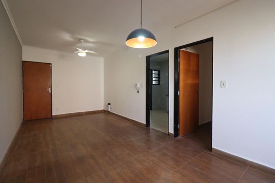 Sala de apartamento para alugar com 2 quartos, 75m² em Residencial E Comercial Palmares, Ribeirão Preto