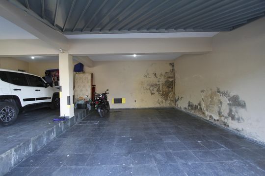 Garagem de casa à venda com 7 quartos, 543m² em Padre Eustáquio, Belo Horizonte