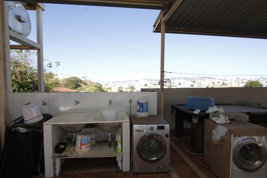 Área de Serviço de casa à venda com 7 quartos, 543m² em Padre Eustáquio, Belo Horizonte