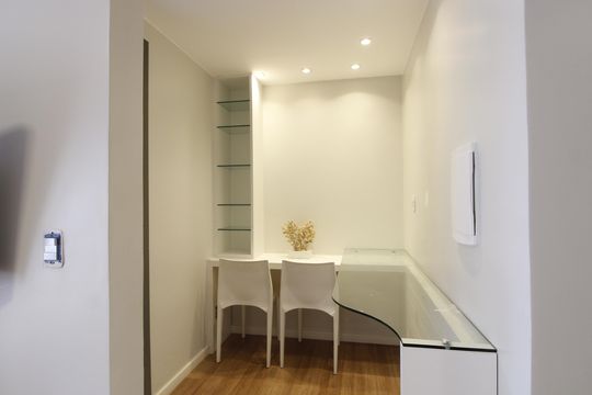 Sala de apartamento para alugar com 2 quartos, 76m² em Vila Nova, Cabo Frio