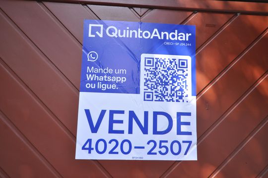 Placa de casa à venda com 3 quartos, 124m² em Horto Florestal, São Paulo