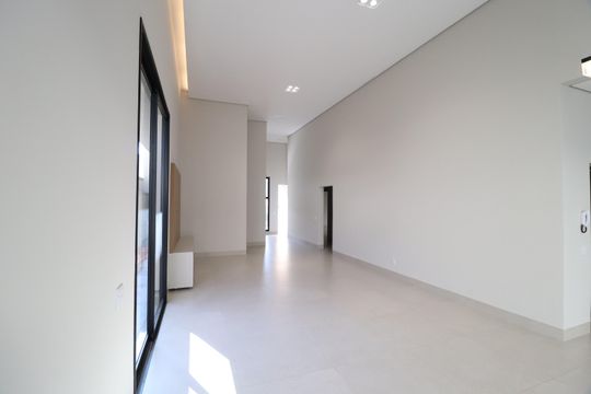 Sala de casa de condomínio para alugar com 3 quartos, 238m² em Jardim das Palmeiras, Uberlândia