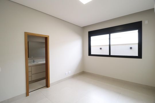 Quarto 2 - Suíte de casa de condomínio para alugar com 3 quartos, 238m² em Jardim das Palmeiras, Uberlândia